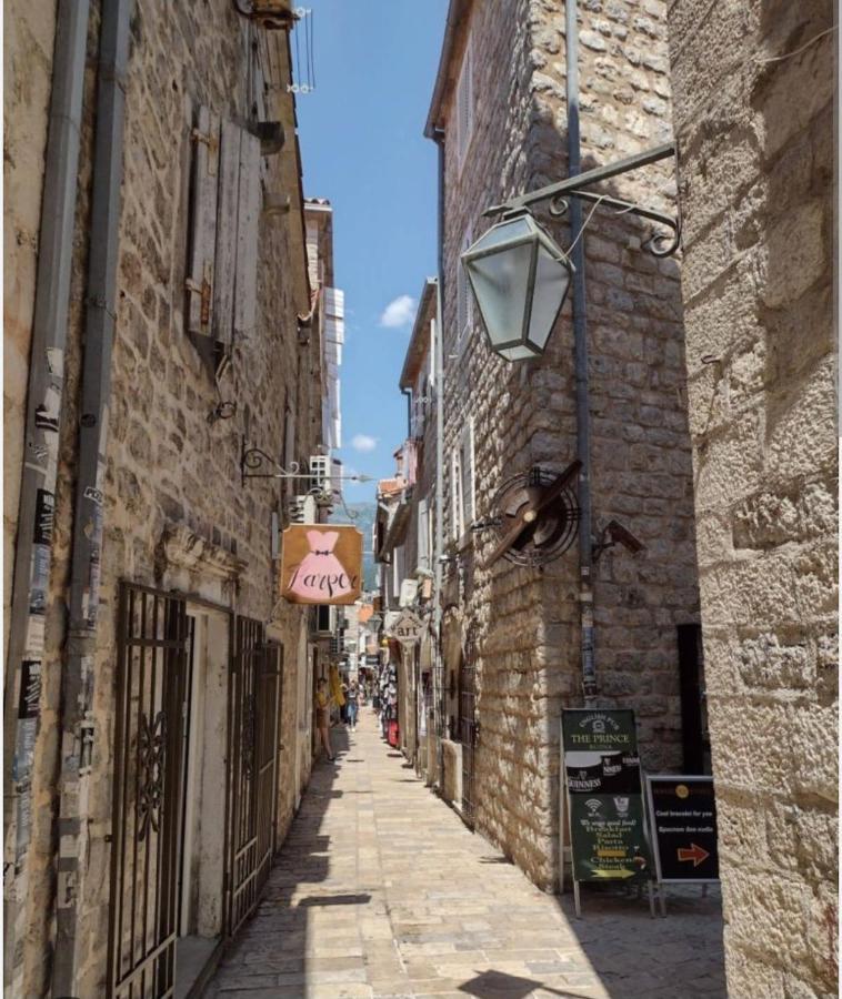 Apartment Old Town 5 *
