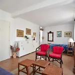 Old Town 5 Apartment